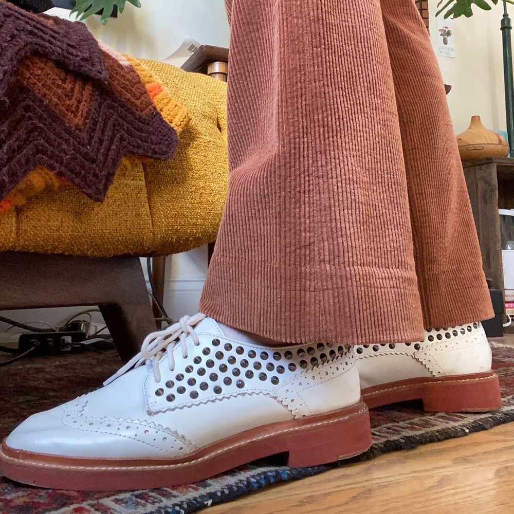 Vintage Studded White Leather Oxfords